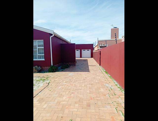 3 BEDROOM FREEHOLD FOR SALE IN MANDALAY
